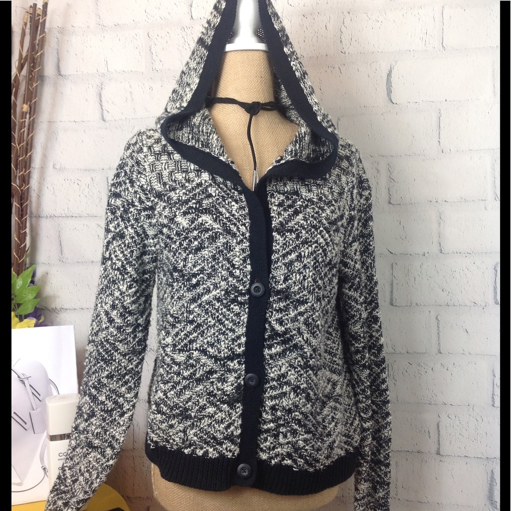 ⬇️HOODED OPEN KNIT CARDIGAN